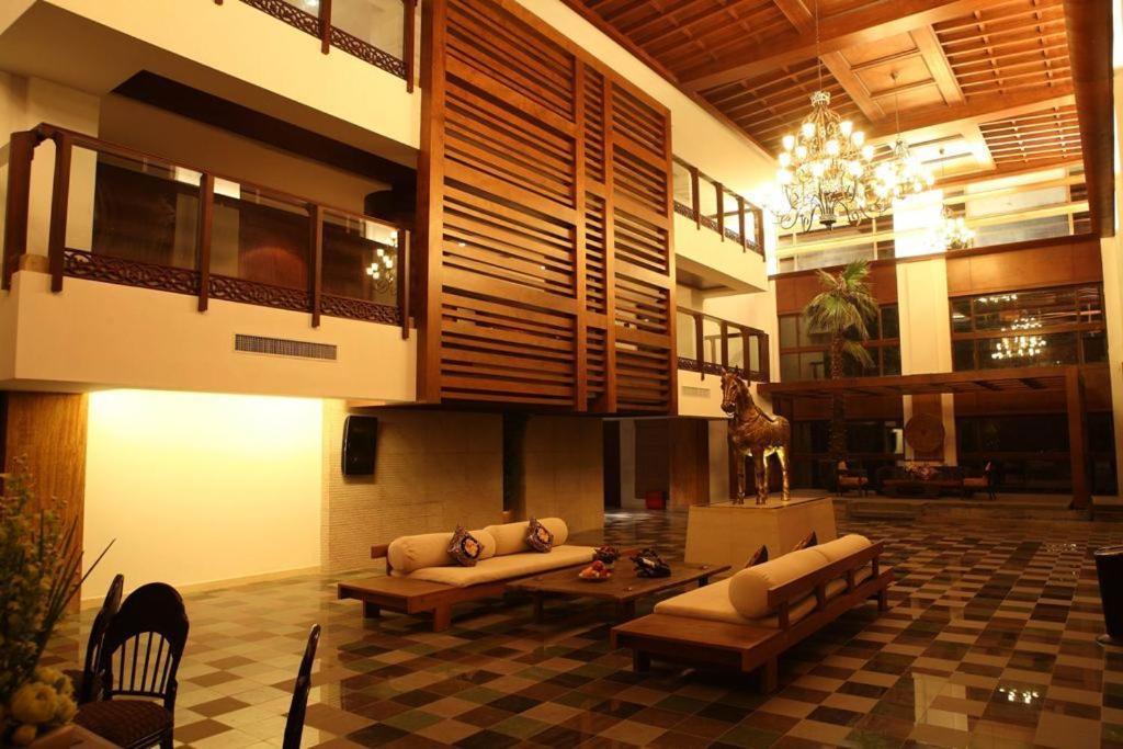 Nanjing Bali Yuanshu Vogue Hotspring Hotel Екстер'єр фото