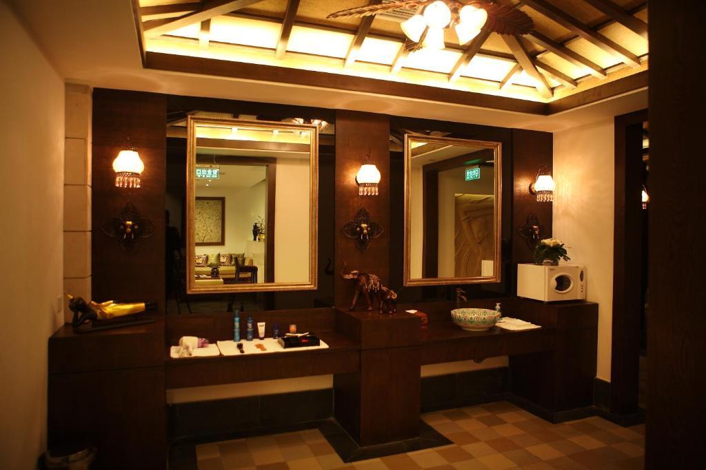 Nanjing Bali Yuanshu Vogue Hotspring Hotel Екстер'єр фото