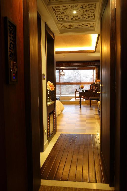 Nanjing Bali Yuanshu Vogue Hotspring Hotel Екстер'єр фото