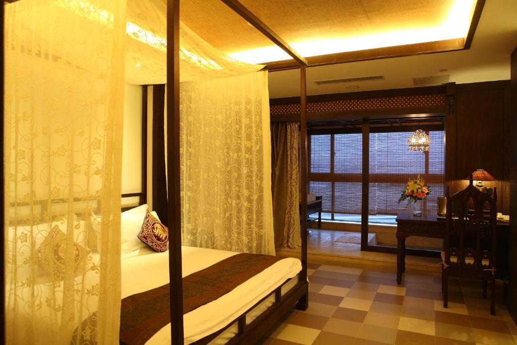 Nanjing Bali Yuanshu Vogue Hotspring Hotel Екстер'єр фото