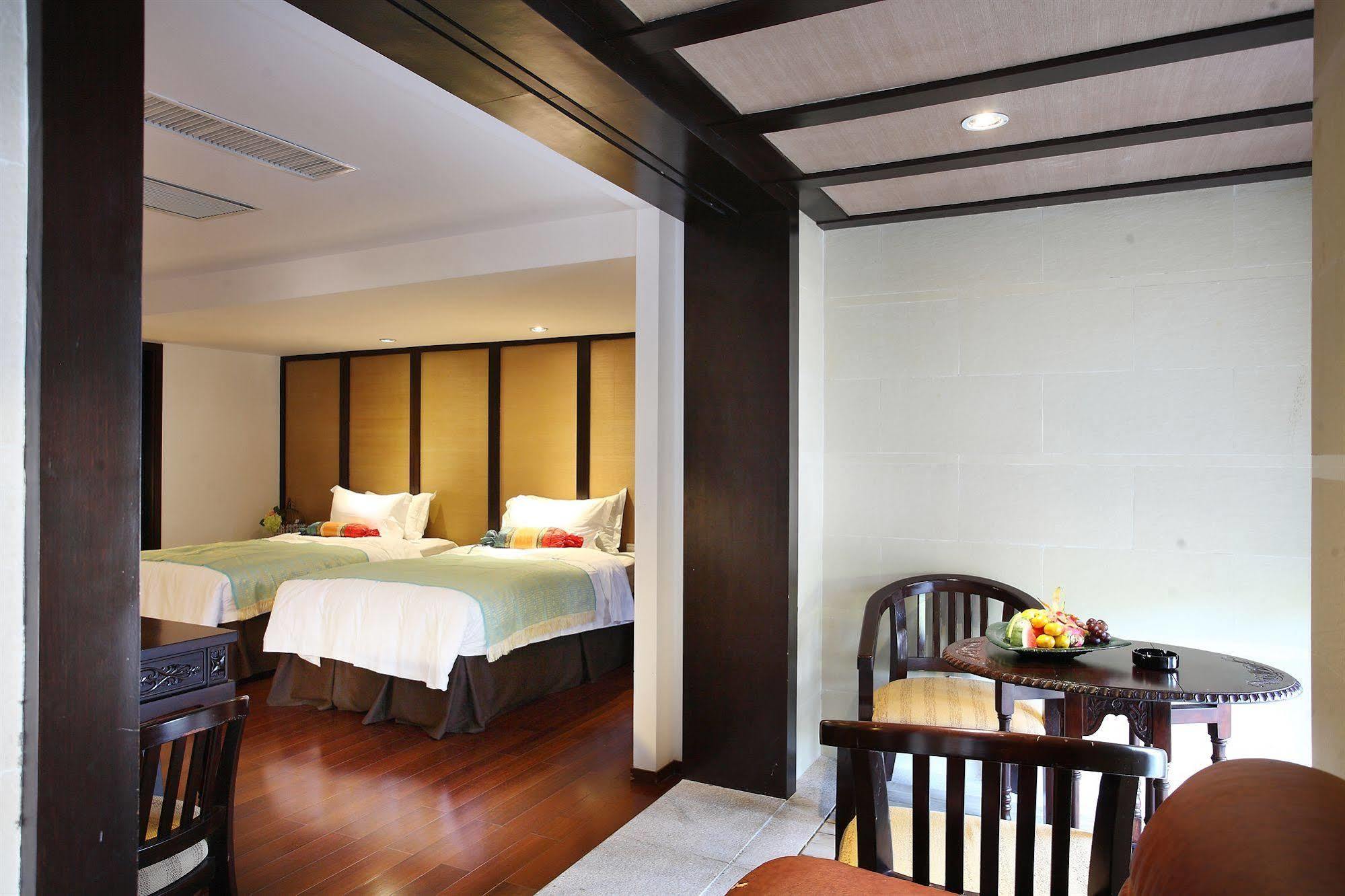 Nanjing Bali Yuanshu Vogue Hotspring Hotel Екстер'єр фото