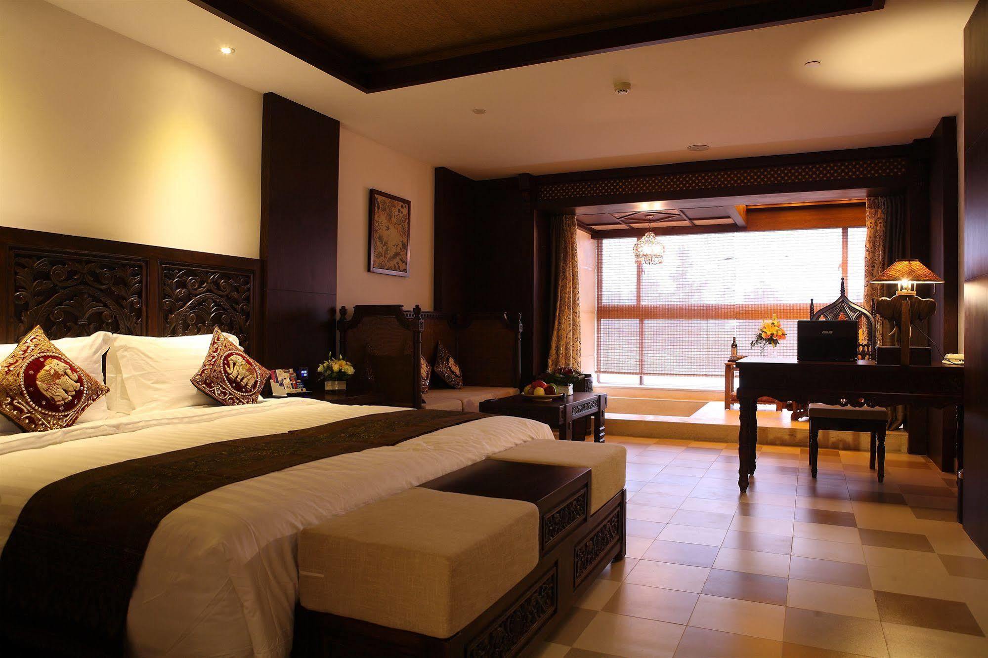 Nanjing Bali Yuanshu Vogue Hotspring Hotel Екстер'єр фото